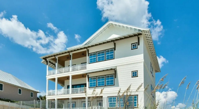 Коттедж The Pelagic Blue 7 Bedroom Holiday Home by Five Star Properties