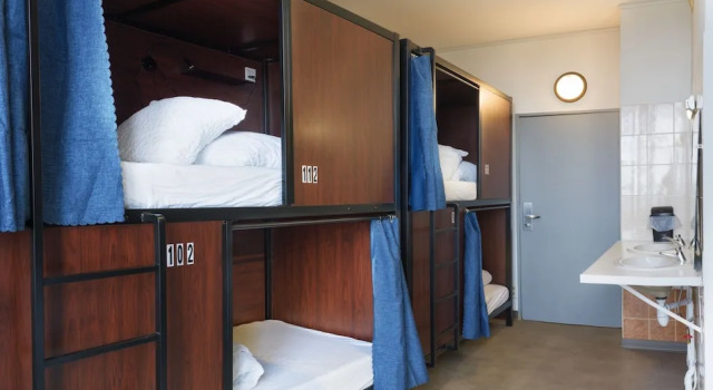Hostel Lyon Centre, Rezerwuj Hostel Hostele w Rhône, Hostel