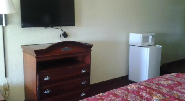 Travelers Inn & Suites - Southaven, Забронировать Отель Саутавен Миссисипи