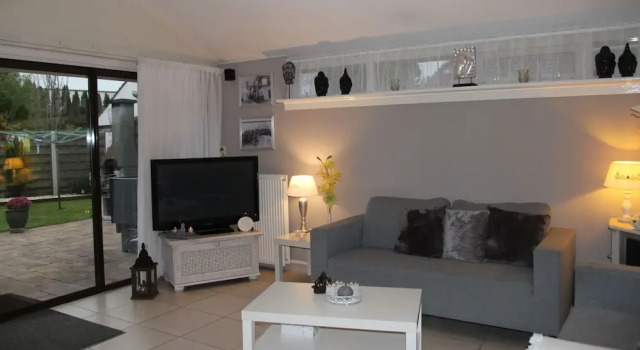 Deluxe Bungalow in Egmond aan den Hoef With Garden, Забронировать Отель Отели Норда 3 звезды, 3*