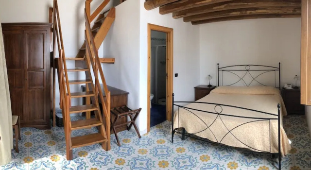 Четырёхместный номер Standard с видом на сад Hotel Villaggio Stromboli - isola di Stromboli