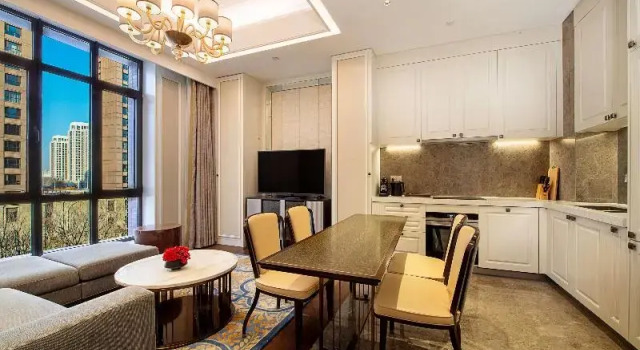 Двухместный номер Standard с 2 комнатами Conrad Tianjin