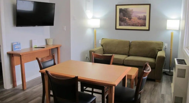 Люкс c 1 комнатой Westridge Motor Inn