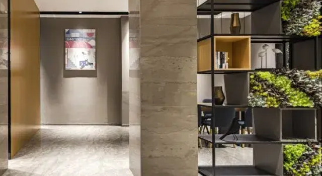 HanTing Hotel (Chuxiong Administrative Service Center Xiongbao Road), Rezerwuj Hotel Hotele w Chuxiong z parkingiem, Parking