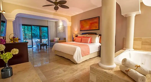 Двухместный полулюкс с видом на сад Grand Palladium Select White Sand Resort & Spa - All Inclusive