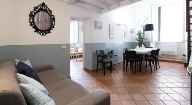 Monica 2, Prenota Hotel Pantheon Roma