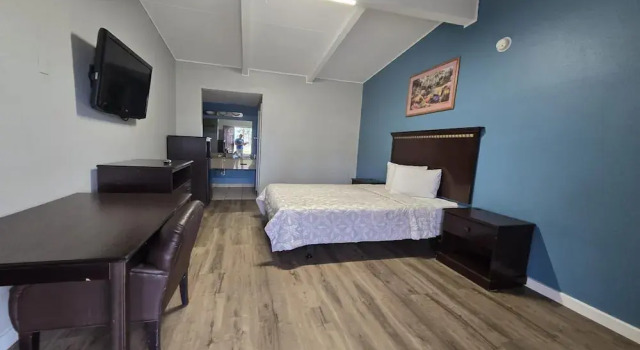 Номер Deluxe Luxury Inn & Suites and RV