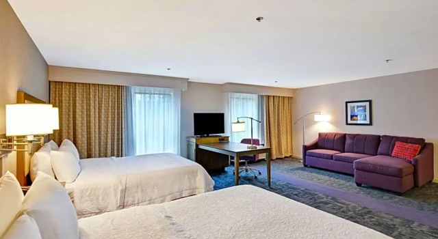 Четырёхместный люкс Hampton Inn Suites Ashland, Ohio