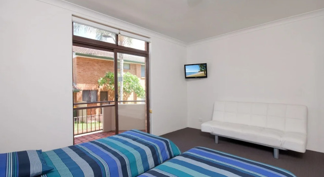 Kurranulla, Unit 1/15 Weatherly Close