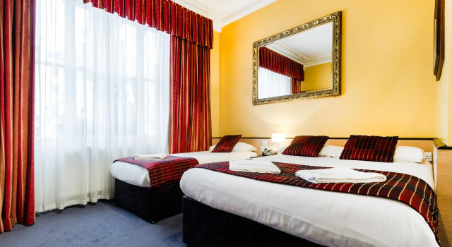 Tudor Court Hotel