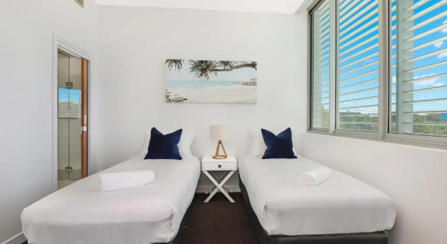Люкс Deluxe с 2 комнатами Element on Coolum Beachfront Sunshine Coast