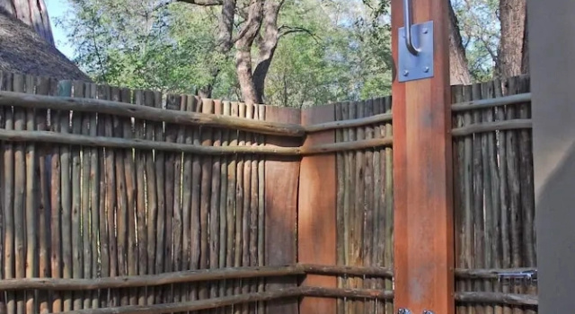 Camera Luxury Divava Okavango Resort & Spa