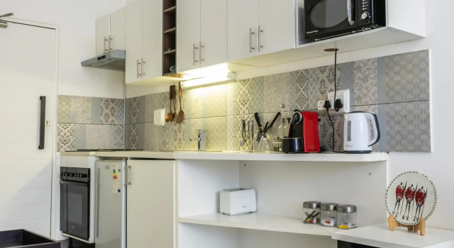 Stunning Maboneng Precinct Studio Apartment at 12 Decades Building, Забронировать Апартаменты/квартира Йоханнесбург Гаутенг, рядом с Market on Main