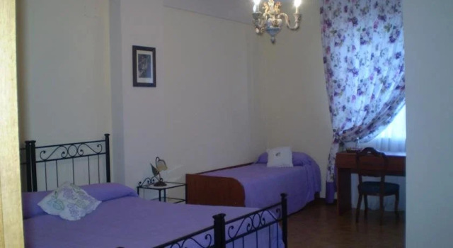 Vacanze Senesi, Забронировать Отель Сиена Siena Area, рядом с Национальный музей этрусской археологии