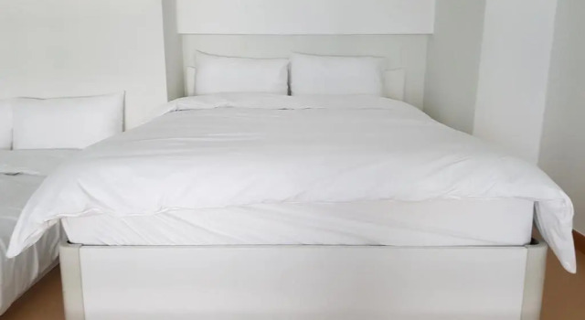 Апартаменты Hongdae Residence - 1min from Hongik Uni station Exit #1