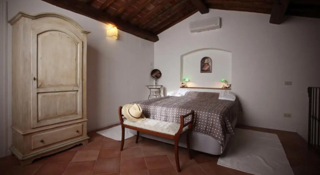 Agriturismo Le Pianore, Забронировать Отель Монтеспертоли 