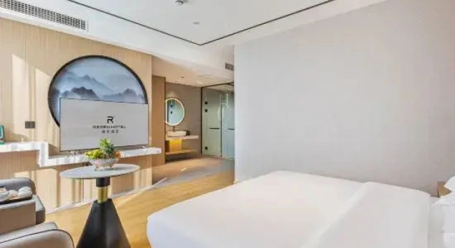 Одноместный семейный люкс Kunming Changshui International Airport Rezen Hotel