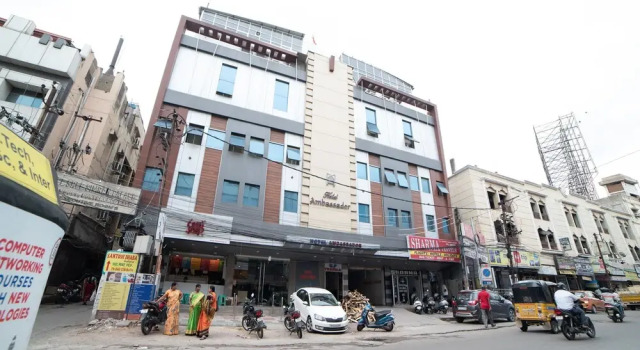 Oyo 45408 Hotel Ambassador, Rezerwuj Hotel Secunderabad 