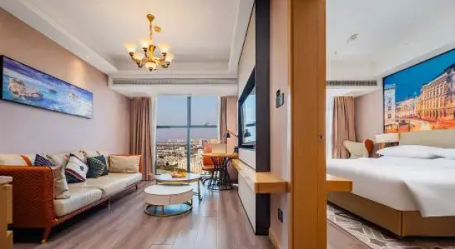 Люкс Executive Vienna International Hotel (Chengdu East Railway Station Sichuan Normal University Branch)