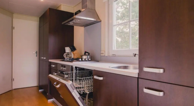 Шале с 2 комнатами с красивым видом из окна Vakantiepark Buitenplaats Holten