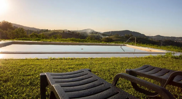 Agroturismo Basitegi, Rezerwuj Hotel Hotele w Baskonia z parkingiem, Parking