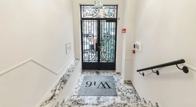 Whitlock16 - Luxe Aparthotel Montgomery Square Brussels, Varaa Huoneistohotelli Hotellit Brussels pysäköinnillä, Pysäköinti