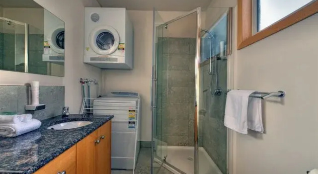Freycinet Stone Studio 6, Забронировать Отель Бизнес-отели Коулс-Бей, 4* 5*