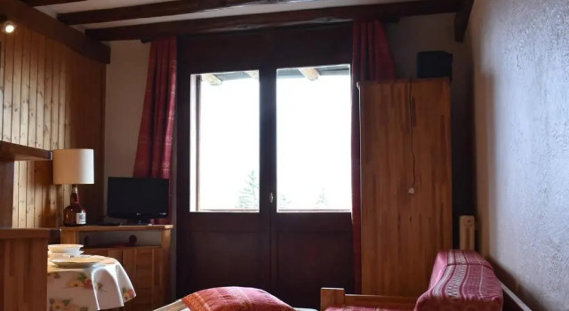 Appartement Méribel, 1 pièce, 4 personnes - FR-1-180-51, Забронировать Апартаменты/квартира Мерибель-ле-Альё 