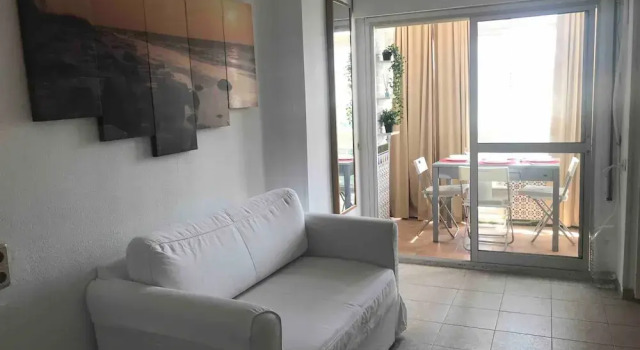 Beautiful Studio 500 Meters From the Beach, Забронировать Апартаменты/квартира Бенальмадена Малага, рядом с Плайя-де-Санта-Ана