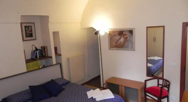 Centralissimo Trilocale su due piani - Flavio House, Забронировать Отель Сан-Ремо Ривьера-дей-Фьори, рядом с Bresca Square