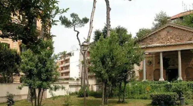 A Via Alessandro Torlonia, Prenota Hotel Roma Lazio