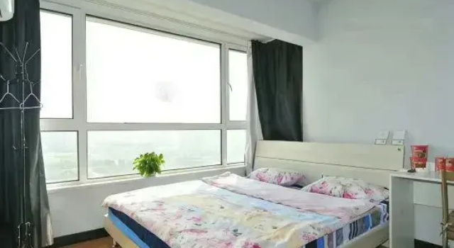 Кровать в общем номере (женский номер) Xiaolaohu Homestay (Shenyang Sports College)