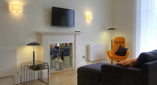 10 Clarendon Crescent, Забронировать Отель Бизнес-отели Эдинбурга, рядом с Scottish Widows Bank Plc, 4* 5*