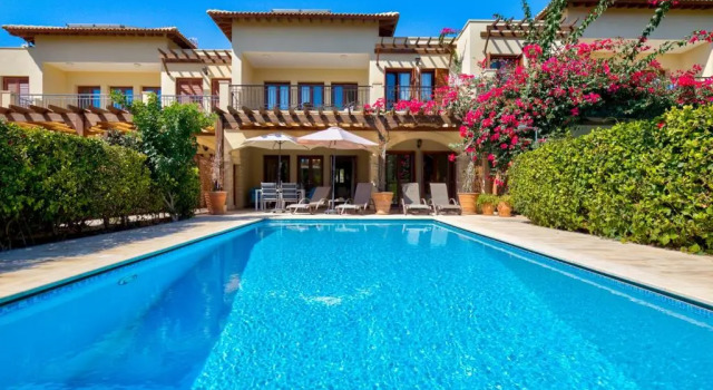 2 bedroom Apartment Eros with private pool and garden, Aphrodite Hills Resort, Boek Appartement Hotels in Kouklia met zwembad, in de buurt van Ranti Forest Beach, Zwembad