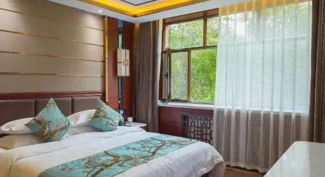 Deluxe Suite Xuedu Hotel