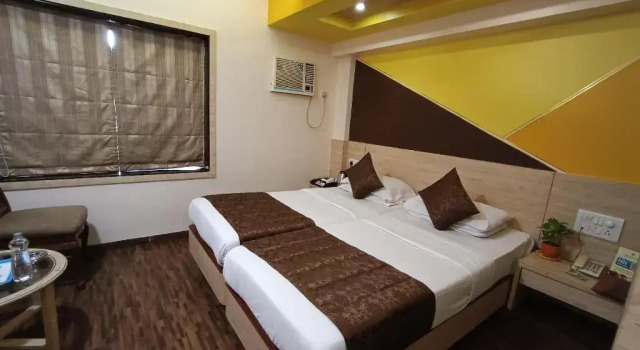 Rajhans Hotel, Забронировать Отель Отели штата Махараштры 3 звезды, 3*