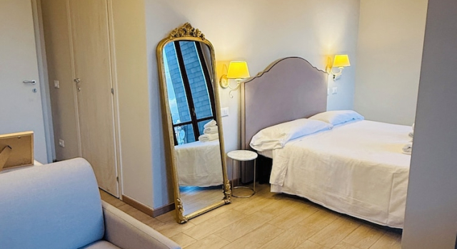 Полулюкс B&B La Boutique by Rjgal - Duomo View Rooms