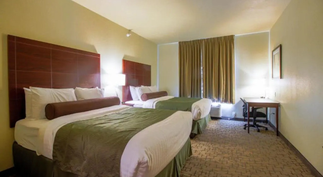 Двухместный номер Standard Cobblestone Hotel & Suites - Devils Lake