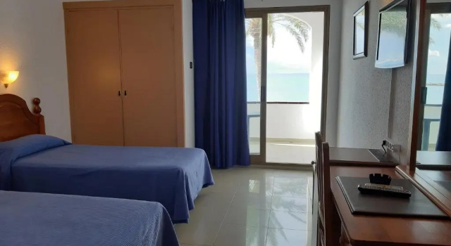 Одноместный номер Standard seafront Medplaya Hotel Vistamar Costa Dorada