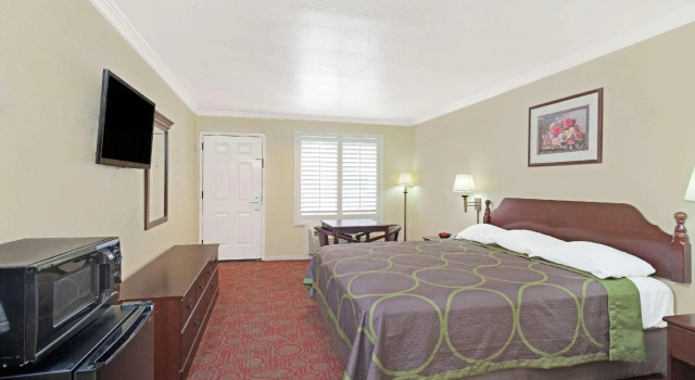 Двухместный номер Super 8 by Wyndham North Hollywood
