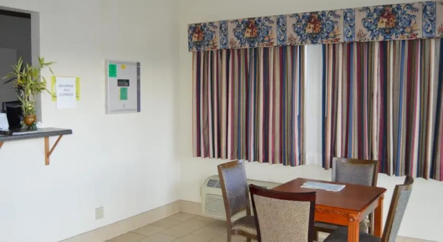 HiWay Inn Express - Kiowa, Prenota Hotel Kiowa 