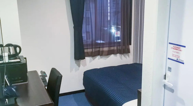 Номер Standard HOTEL LiVEMAX Yokkaichi Ekimae