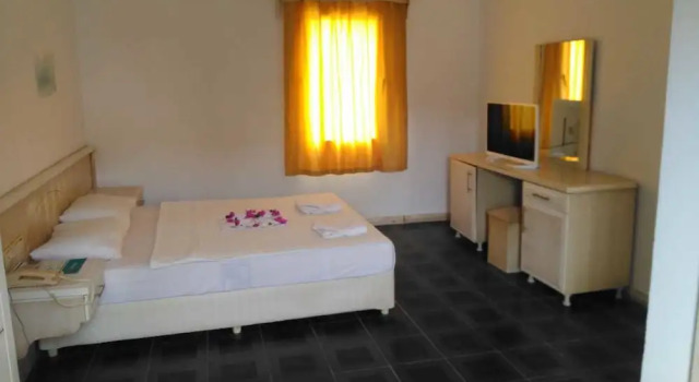 Люкс Chronos Beach Hotel