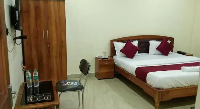 Hotel Lavish Inn