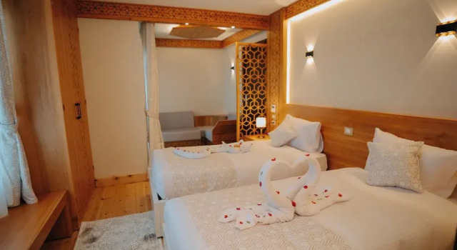 Azhar Dahabiya Luxury Suites, Rezerwuj Hotel Hotele w Isna z parkingiem, Parking