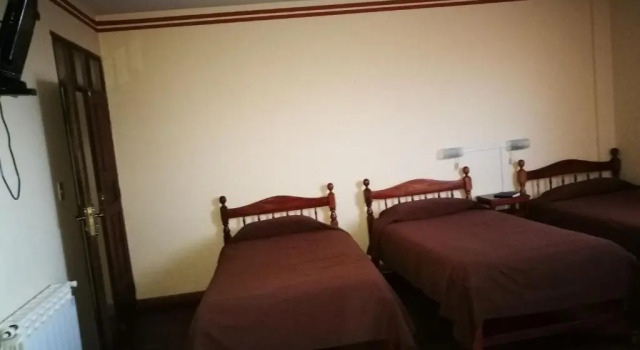 Трёхместный номер Standard Julia Plaza Hotel