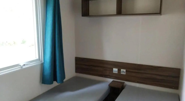 Mobil-home 42, proche animations, Забронировать Отель Отели Finistère с парковкой, Парковка