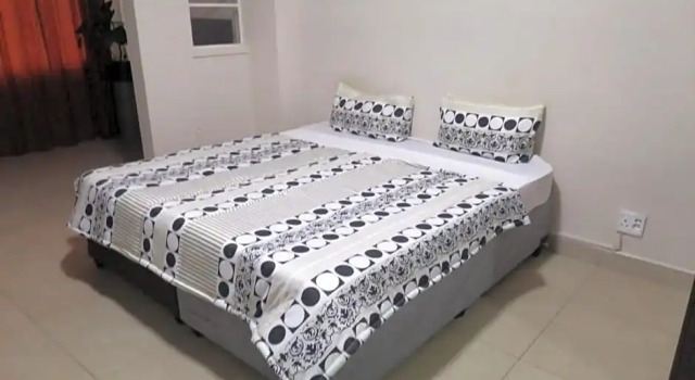 Bayside Self Catering and Hotel 14 Monty Naicker Pinestreet Durban, Забронировать Отель Дурбан Квазулу-Наталь, рядом с Международный конгресс-центр Дурбана