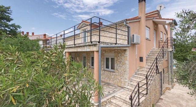 Beautiful Home in Pula With Wifi and 1 Bedrooms, Reserva ahora Hotel Hoteles en Pula con aparcamiento, Aparcamiento