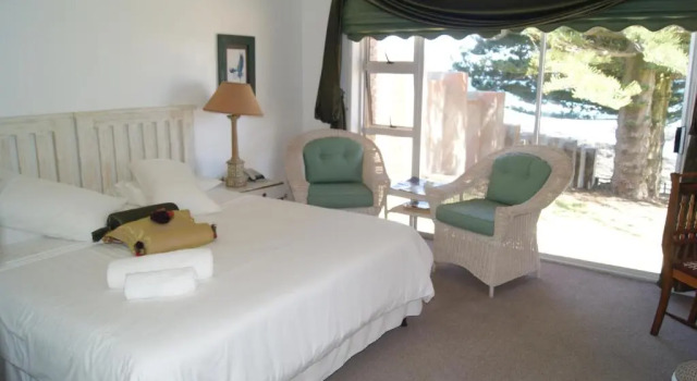 Номер Standard с балконом и с видом на море Sea Otters Lodge